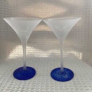 Grey Goose Set Of 2 Frosted Glasses With Geese On Front & Speckled Blue Base